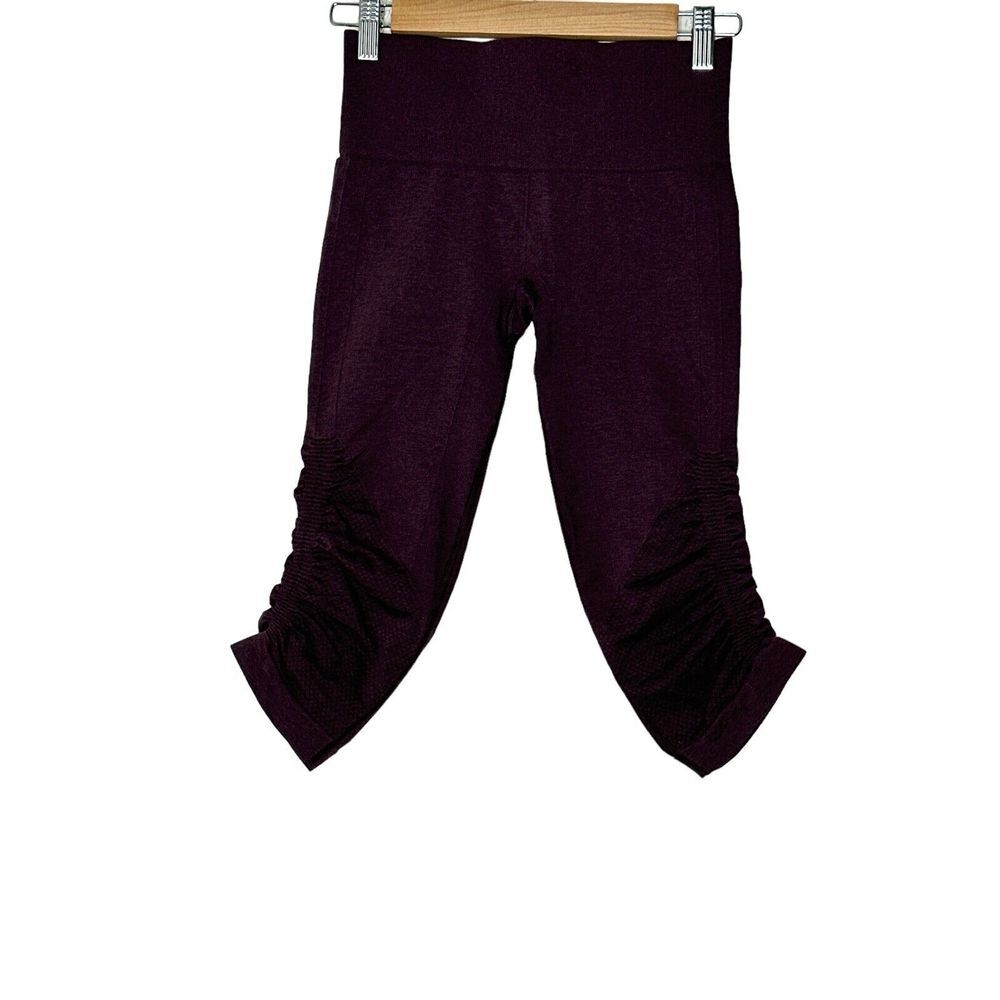 Lululemon Leggings Women's Crop Burgundy Yoga Athletic Hiking Size‎ 4 - Picture 2 of 4